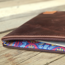 Load image into Gallery viewer, Laptop Case - Diesel Brown Leather
