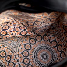 Load image into Gallery viewer, Tote Handbag - Black Leather
